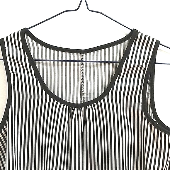 NWOT silky blouse - Picture 8 of 8